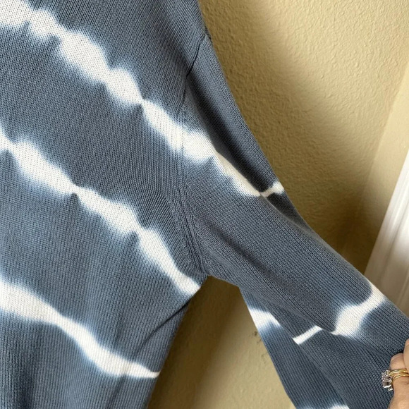 NORDSTROM XRAY Brand Grey Blue Tie Dye Stripe Crewneck Sweater Size Large - Picture 6 of 10
